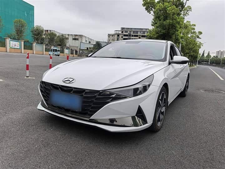 Elantra