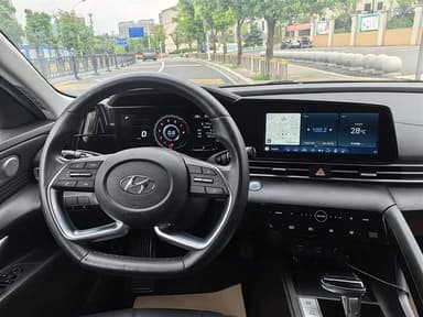 Elantra