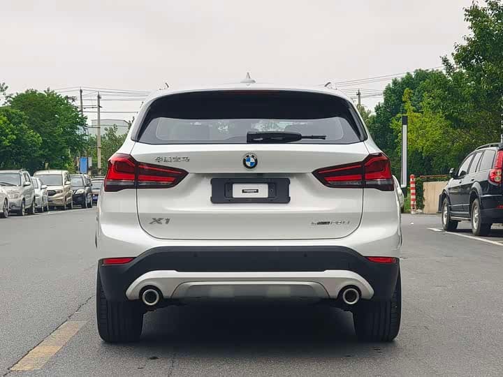 X1