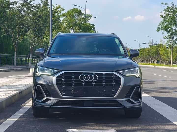 Q3