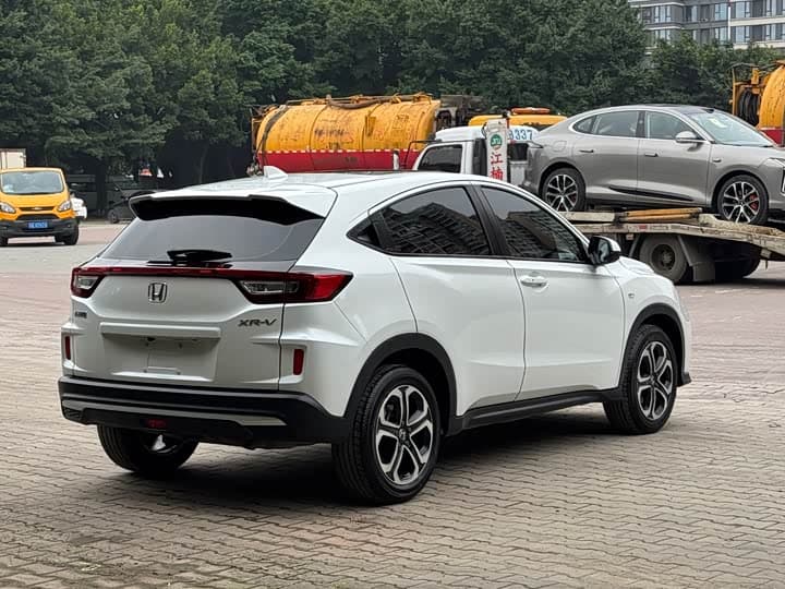 XR-V