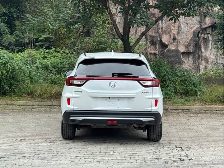XR-V