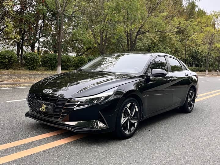 Elantra