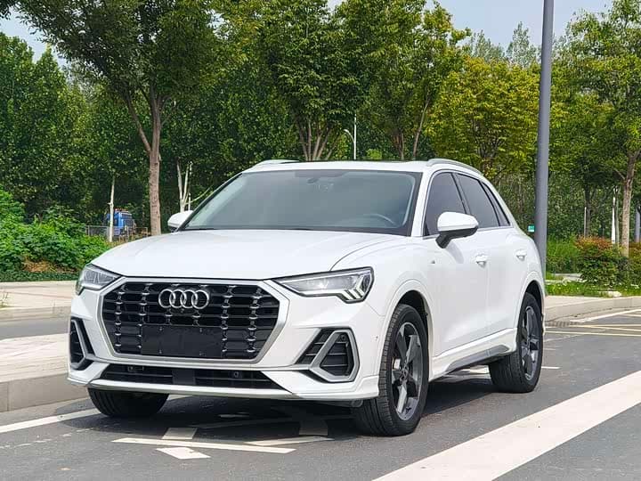 Q3
