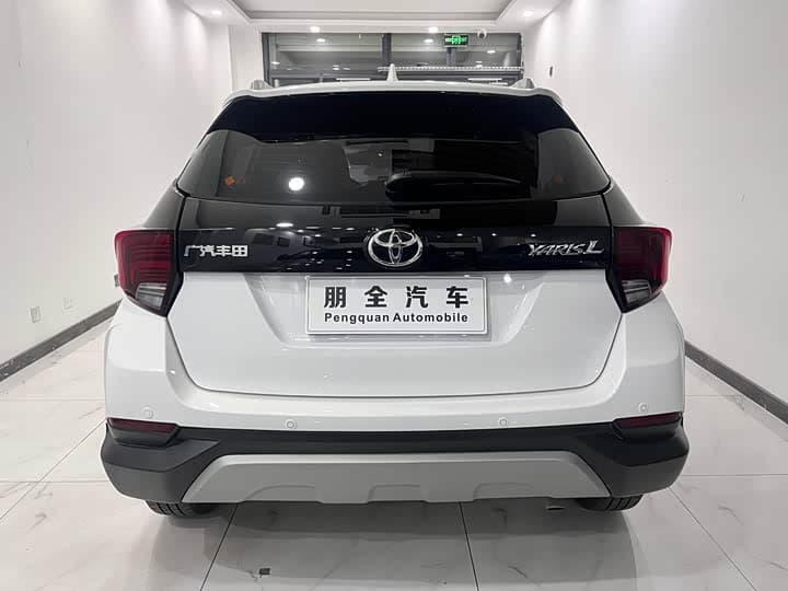 Yaris