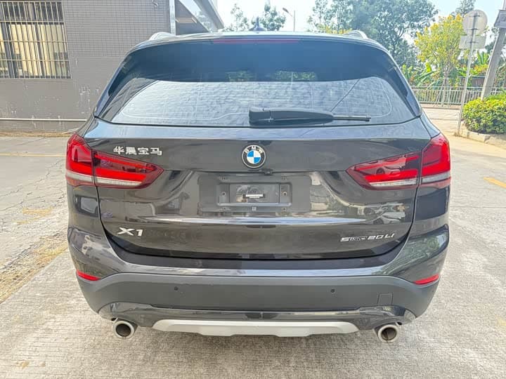 X1