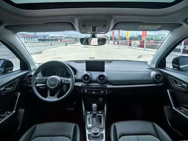 Q2