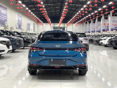 Elantra