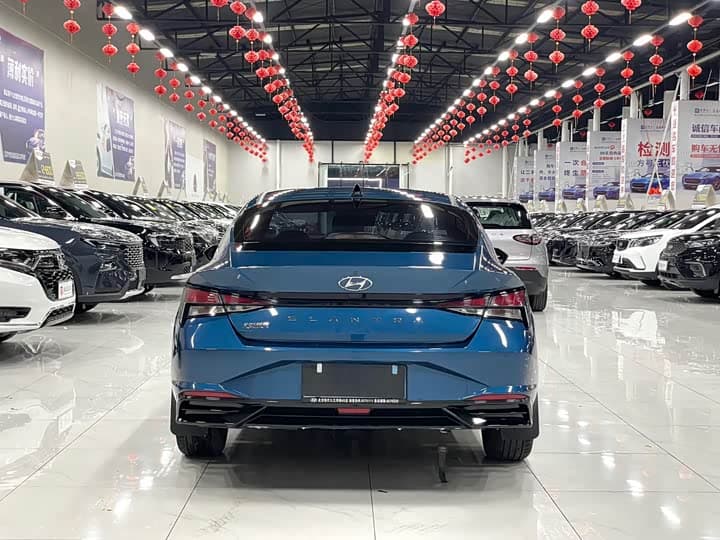 Elantra