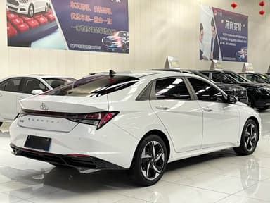 Elantra