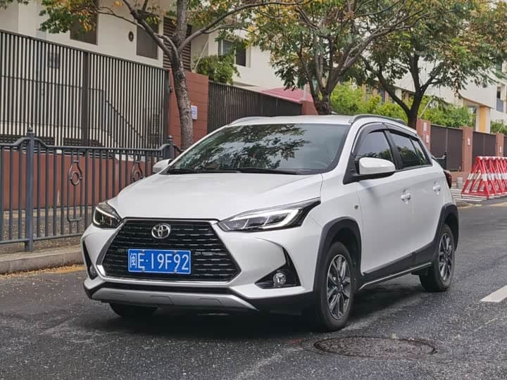 Yaris