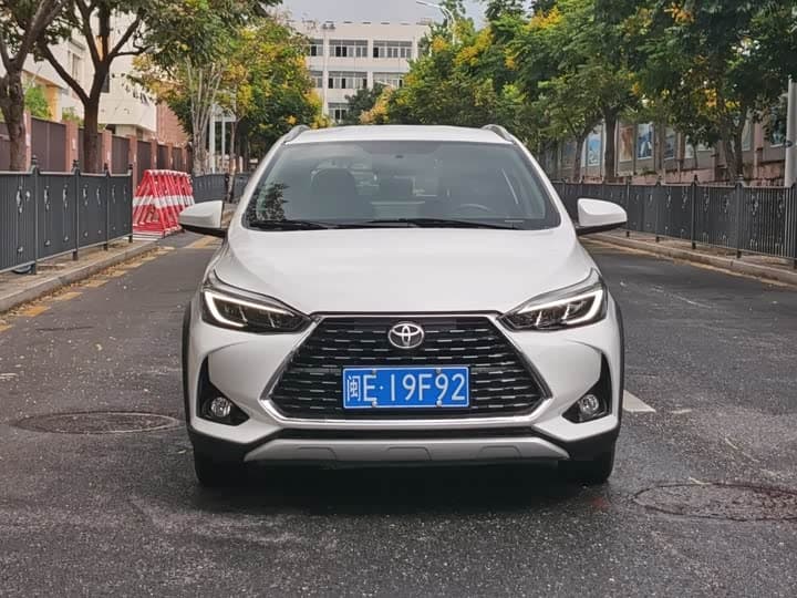 Yaris