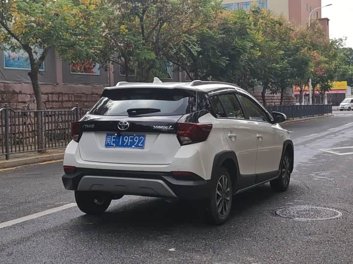 Yaris