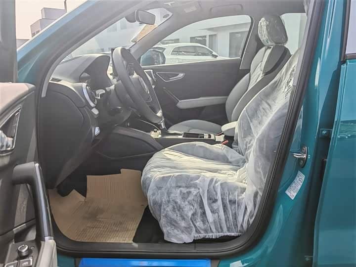 Q2