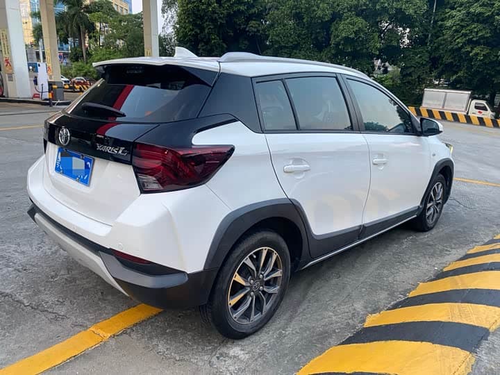 Yaris