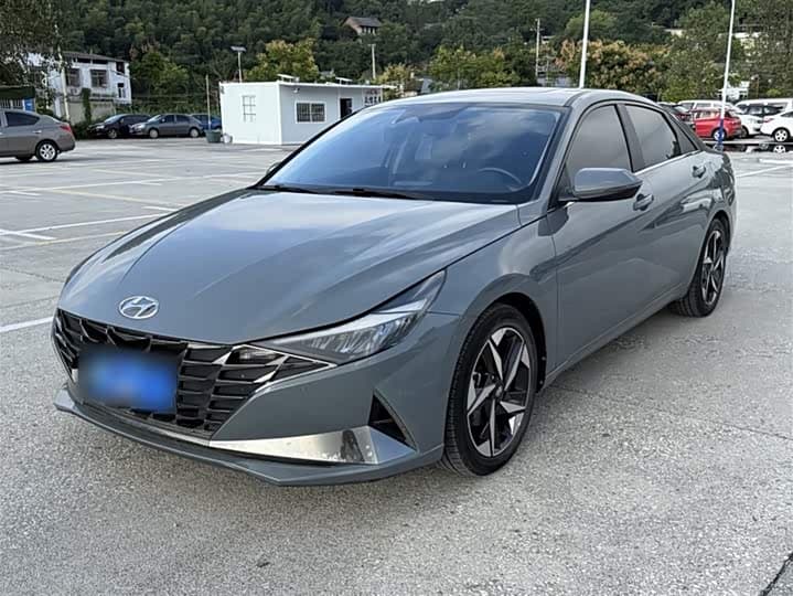 Elantra