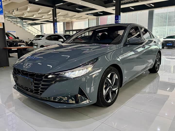 Elantra