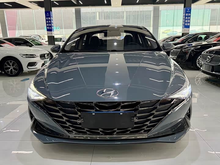 Elantra