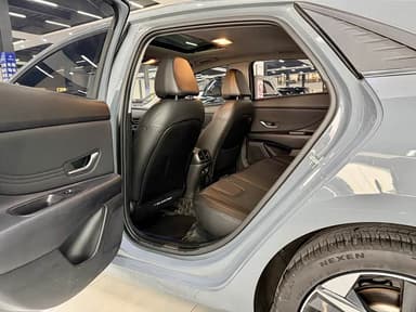 Elantra