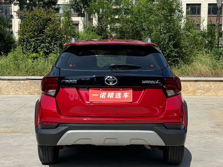 Yaris