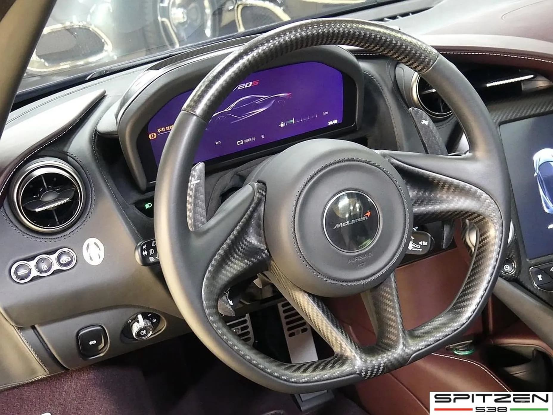 720S