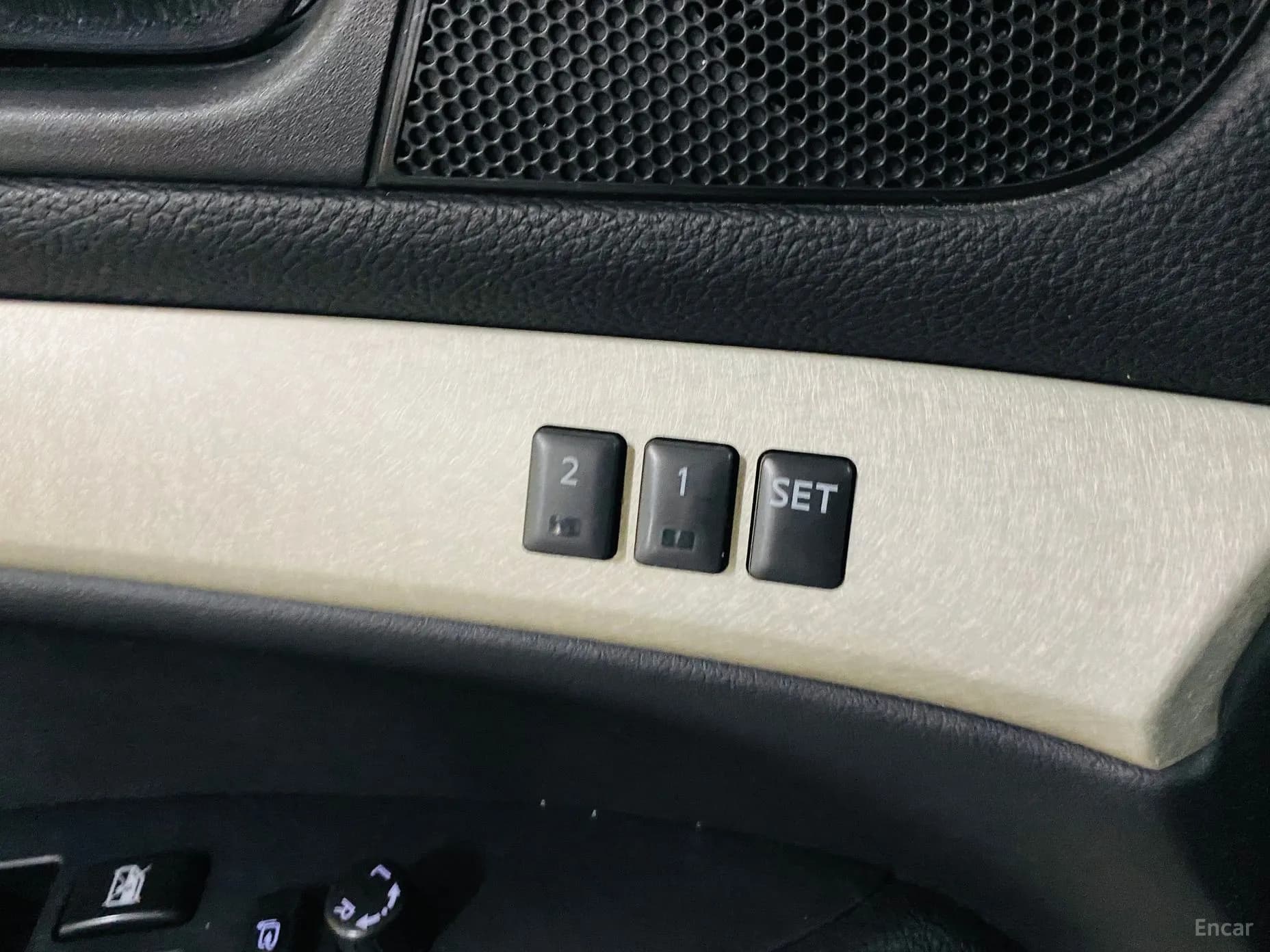 G35