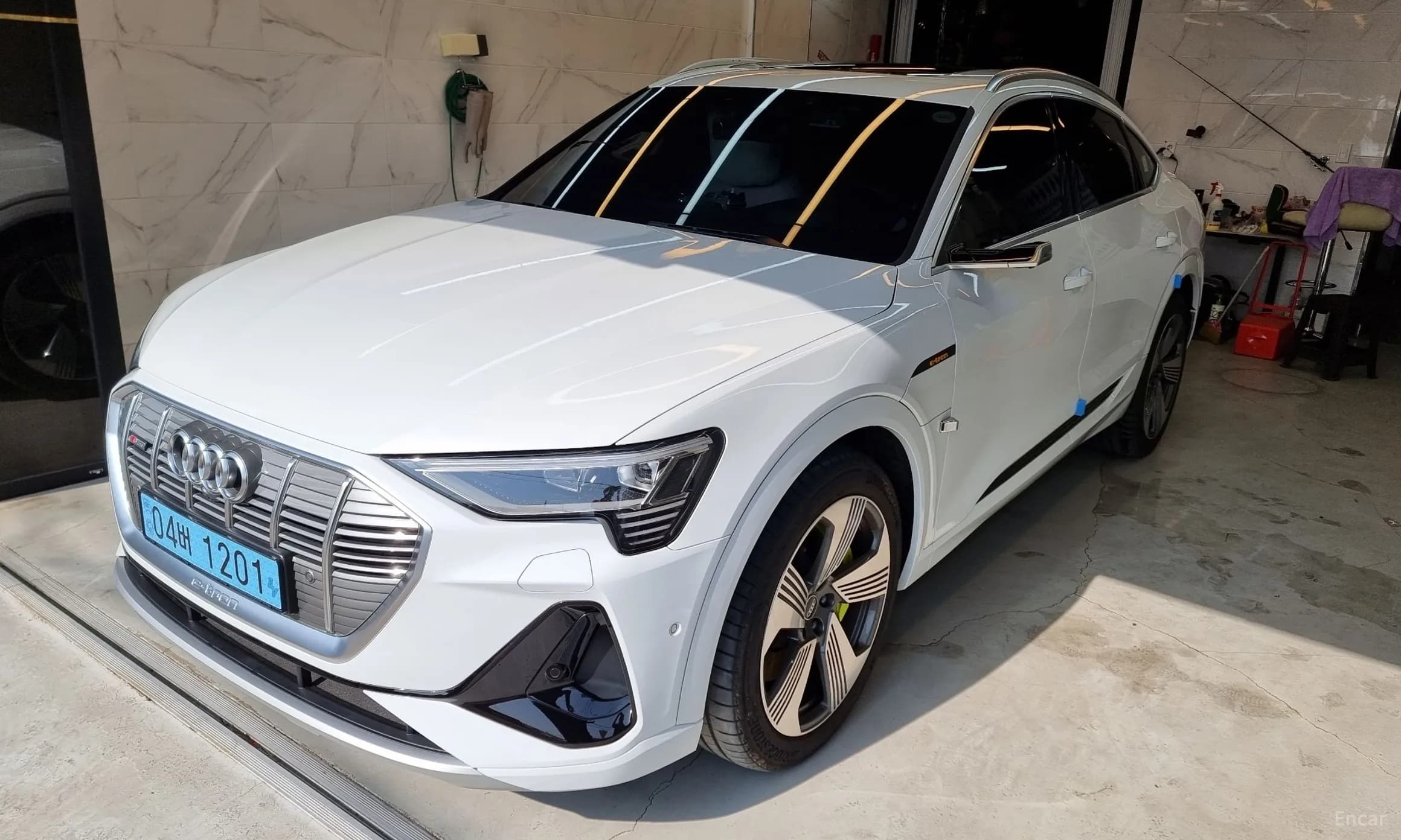 e-tron