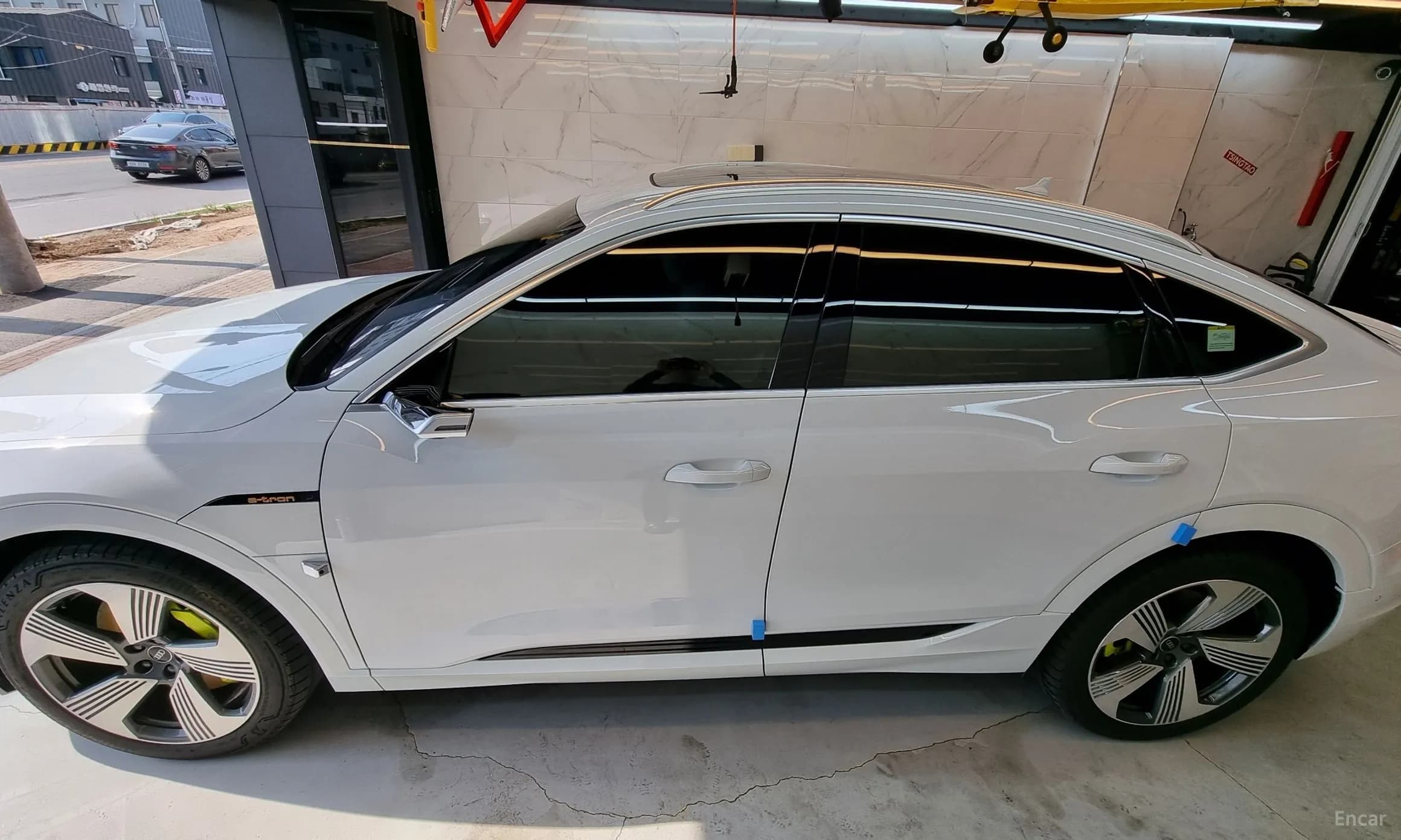 e-tron