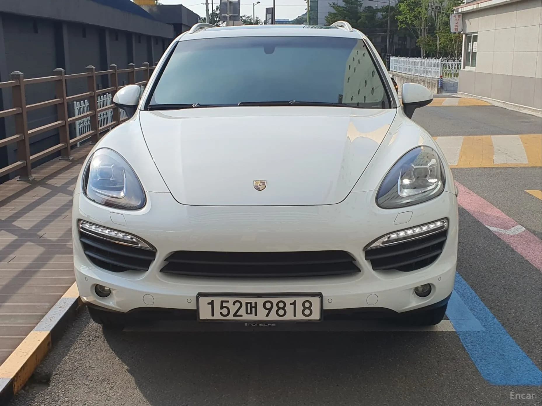 New Cayenne