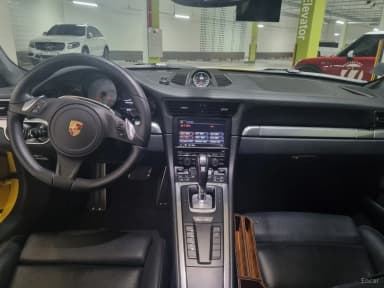 910