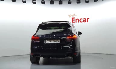 New Cayenne