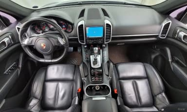 New Cayenne