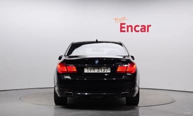 7 Series (F01)