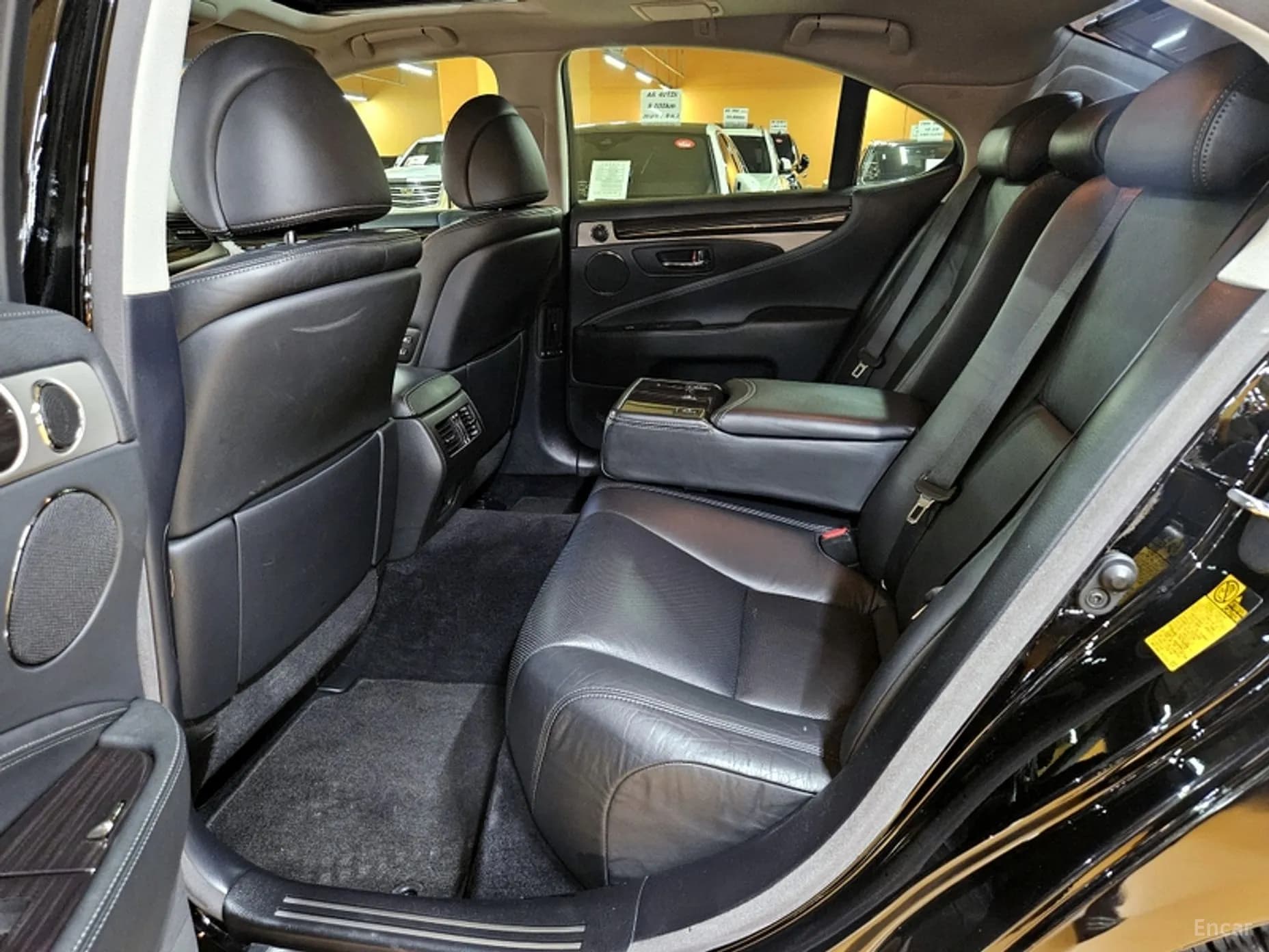 LS460
