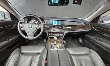 7 Series (F01)