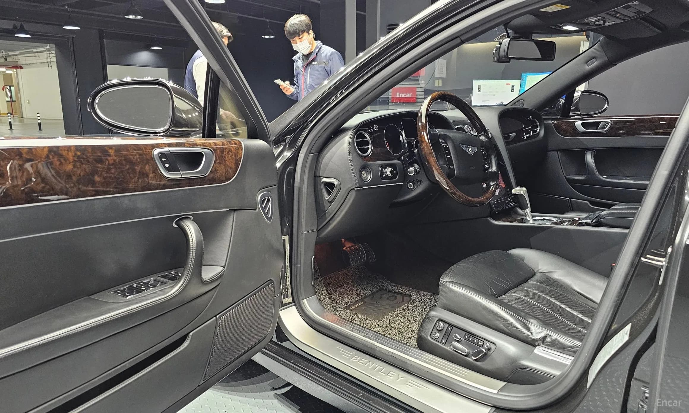 Flying Spur Gen 1