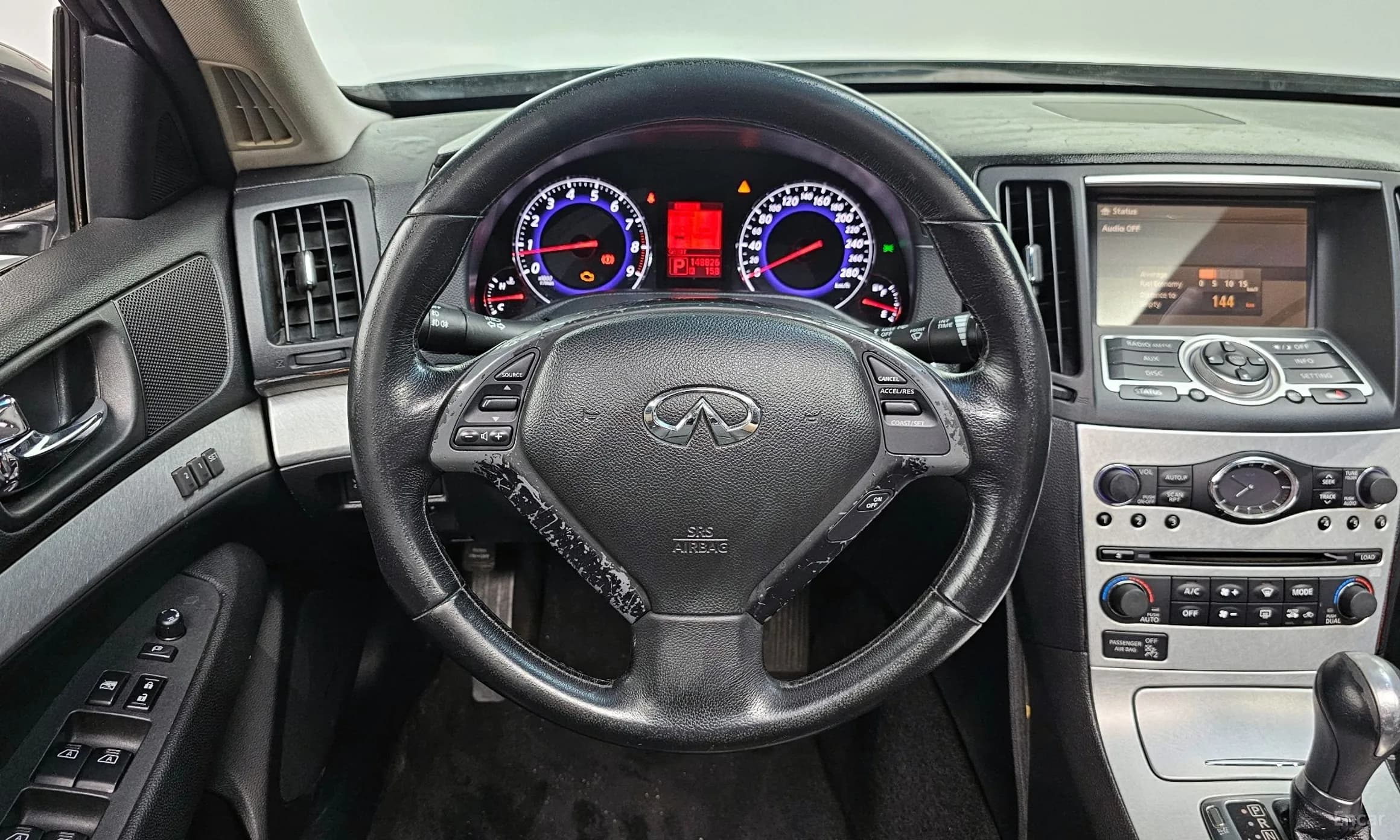 G37