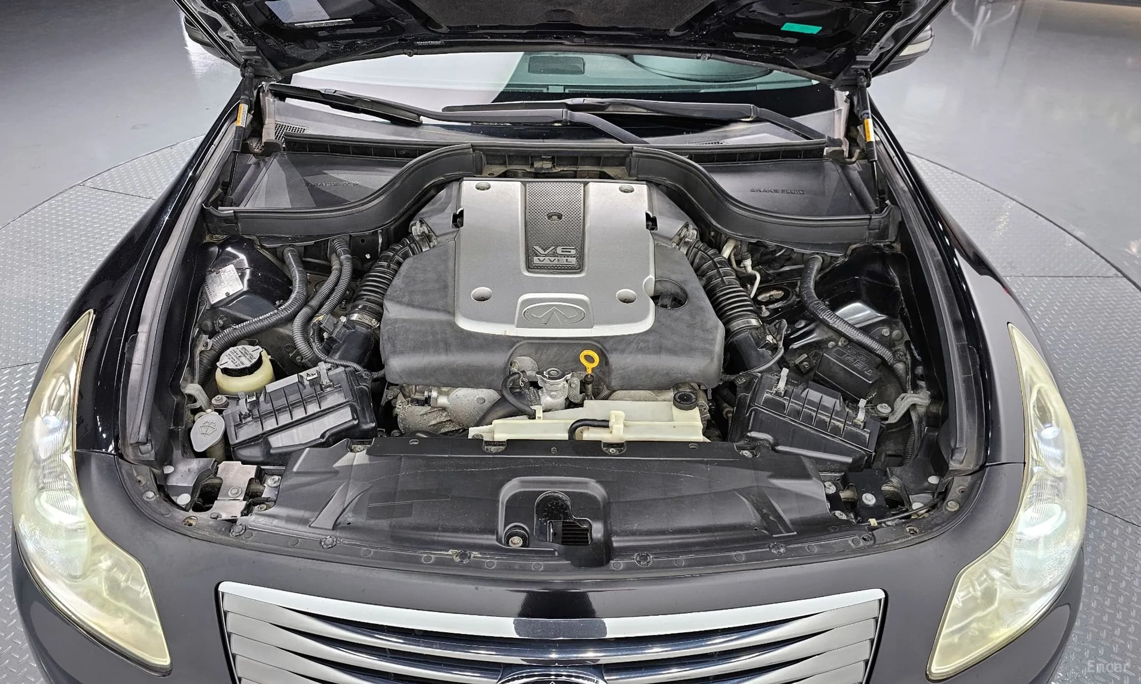 G37