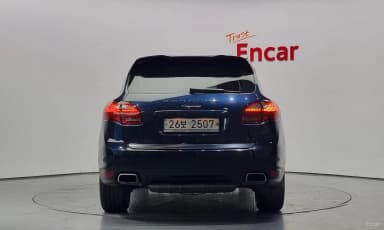 New Cayenne