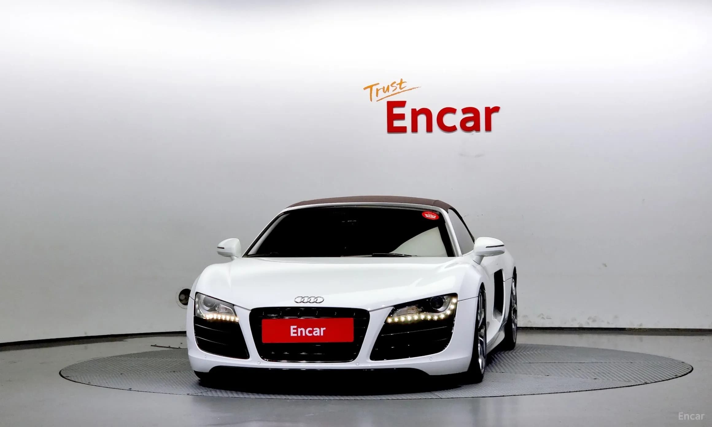 R8