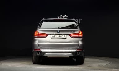X5 (F15)