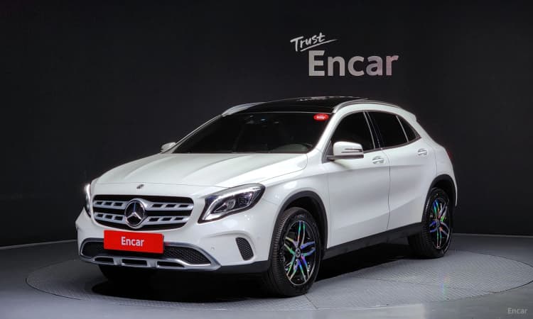 GLA-Class X156