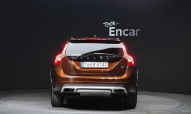 V60 Cross Country