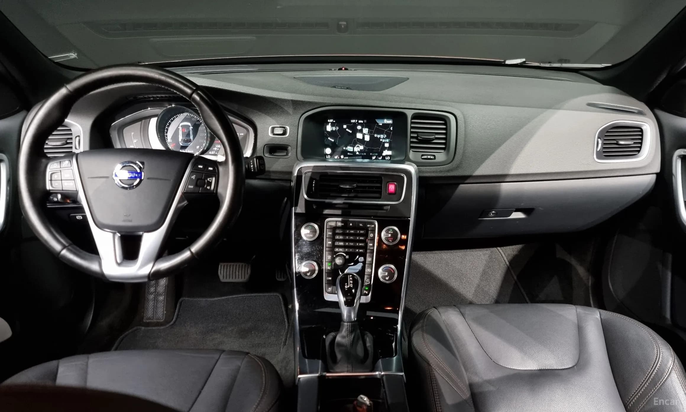 V60 Cross Country