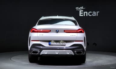 X6 (G06)