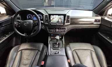 Rexton Sports Khan
