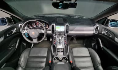 New Cayenne
