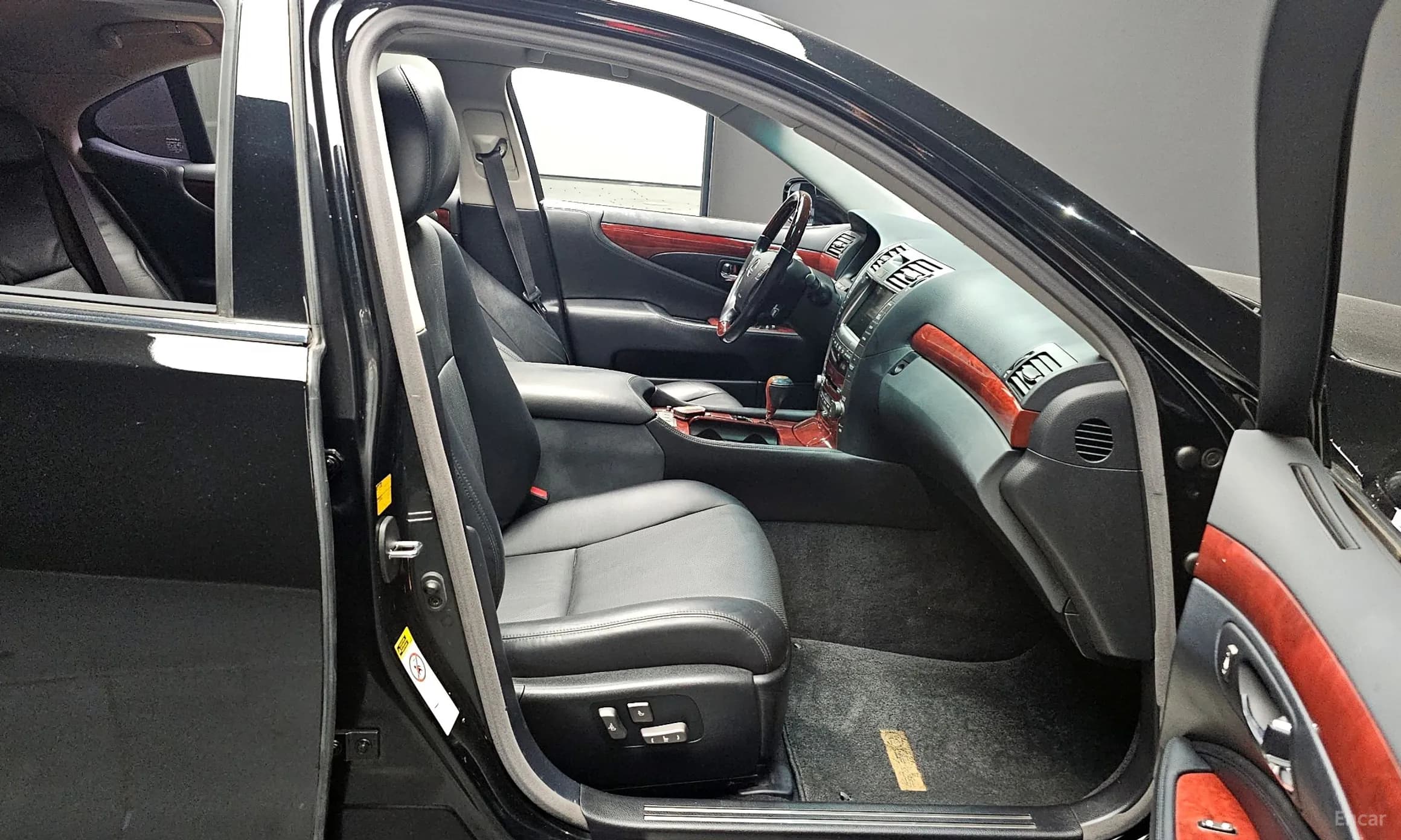 LS460