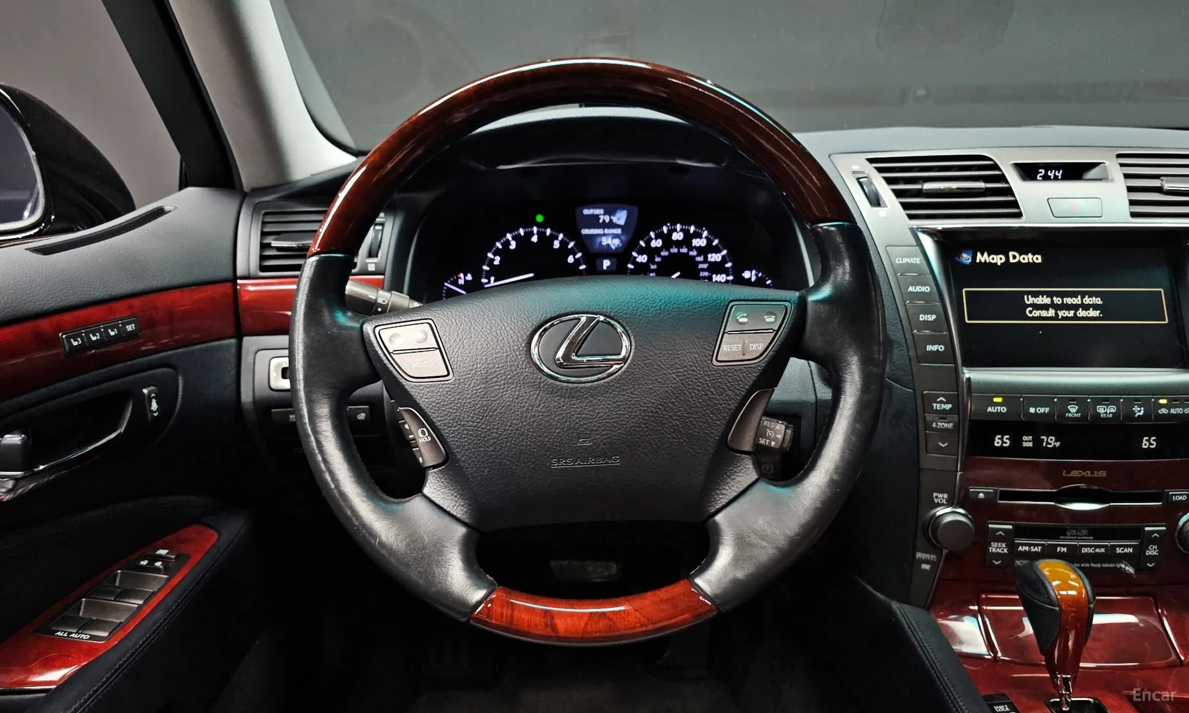 LS460