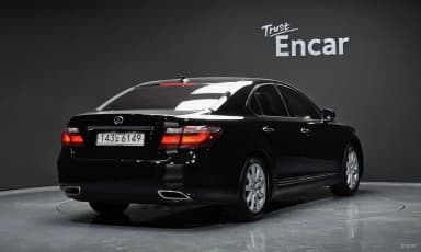 LS460